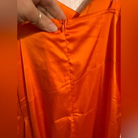 LYANER Women's Drape Cowl Neck Midi Dress, Side Slit, Sleek, Elegant Sz Large - Picture 5 of 10